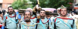 La encabritada Ada Colau desahucia a los Antiguos Caballeros Legionarios de Barcelona
