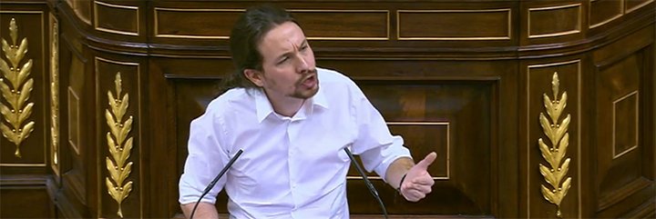 'Pablenin' Iglesias se disfraza de Pasionaria para acusar al PP de ser hijo del franquismo