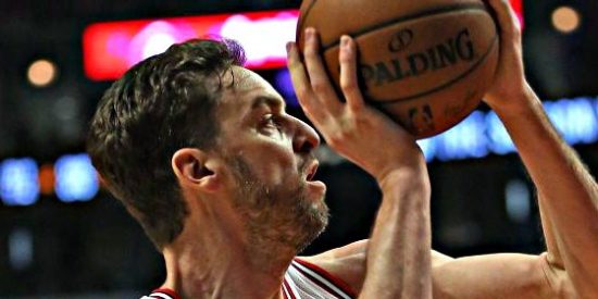 El 'doble-doble' de Pau Gasol apaga a los Rockets de Harden