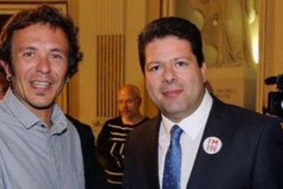 La &uacute;ltima mamarrachada de 'Kichi': darle honores de jefe de Estado al ministro principal de Gibraltar