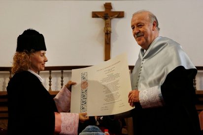 Vicente del Bosque, investido 'Doctor Honoris Causa' por la UPSA