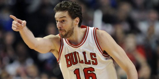Los Bulls se alejan más de 'play-offs' y Minnesota sorprende a los Warriors