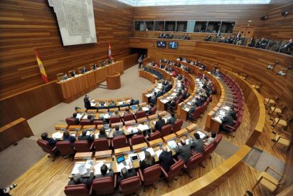 Todos los Partidos de Castilla y Le&oacute;n, contra los recortes de Montoro