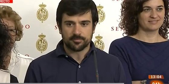 &iexcl;Demagogia libre!: la mitad de los senadores de Podemos tiran de tarjeta de taxi