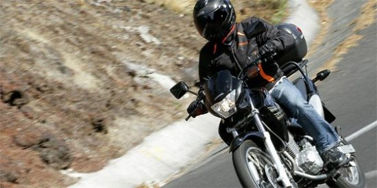 10 consejos para viajar de manera segura en moto