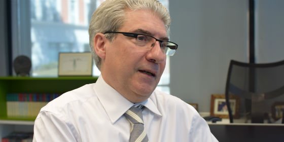 "Colau considera deseable que un grupo antisistema se apropie de forma ilegal de una sucursal bancaria"