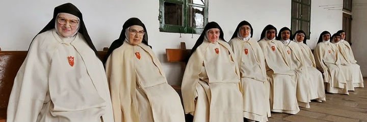 El juez no ve indicios de delito y archiva el caso de las monjas "secuestradas" en Compostela