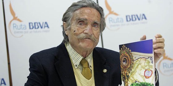 Piden a Carmena una calle en Madrid en honor a Miguel de la Quadra-Salcedo