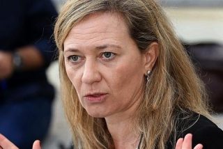 'Miss Aeropuertos' va de v&iacute;ctima: "Hered&eacute; el odio de Soria a mi pareja"