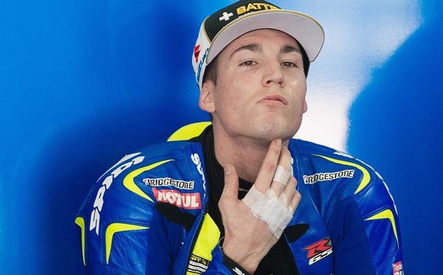 Aleix Espargar&oacute; ve "surrealista" que Lorenzo y Rossi no fueran a la reuni&oacute;n de seguridad