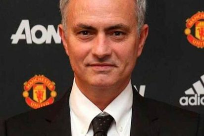 Mourinho marca territorio y se carga a un mito del Manchester United