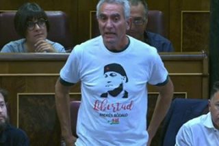 Castill&oacute;n ridiculiza a Ca&ntilde;amero: "&iquest;Usted se imagina presidiendo la comisi&oacute;n antiviolencia del Congreso con la camiseta de B&oacute;dalo?"