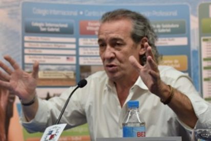 Chema Abad: "Me dan envidia los franceses con su himno y aquí parecemos imbéciles"