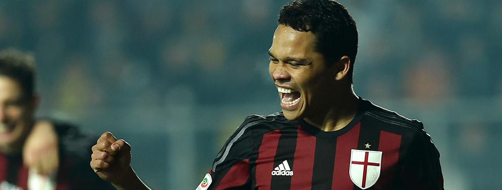 El aviso de Carlos Bacca al Bar&ccedil;a ante la oferta del Atl&eacute;tico