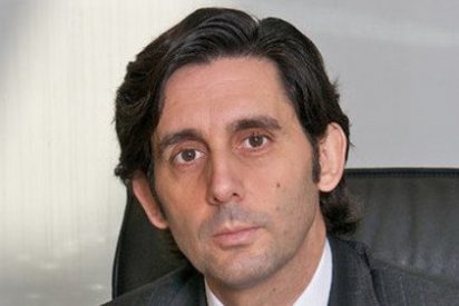 Jos&eacute; Mar&iacute;a &Aacute;lvarez-Pallete: Telef&oacute;nica vende un 1,51% de China Unicom