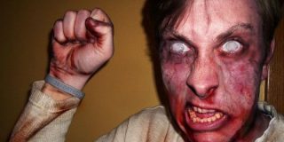 El hombre que piensa que est&aacute; muerto y no se mueve del cementerio