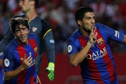 El Bar&ccedil;a pulveriza al Sevilla y agarra un asa de la Supercopa de Espa&ntilde;a (0-2)