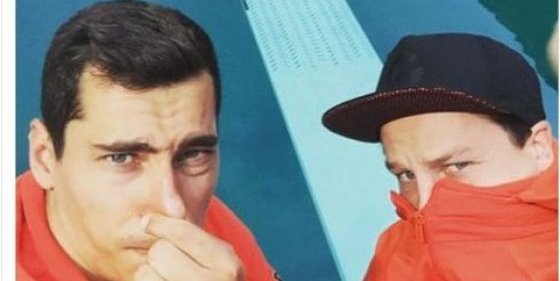 Primero cerraron la piscina de saltos porque el agua estaba verde y ahora porque apesta