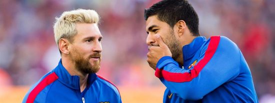 Luis Su&aacute;rez toma la delantera en la carrera por el 'pichichi'