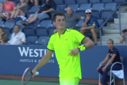 Tomic, a un aficionado en el US Open: "Te voy a meter los huevos en la boca"