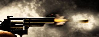 Una china de armas tomar y 3 ladrones bastante patosos