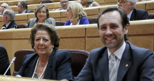 Taxis, ch&oacute;feres y subvenciones a&uacute;n sin actividad: la mamandurria del Senado