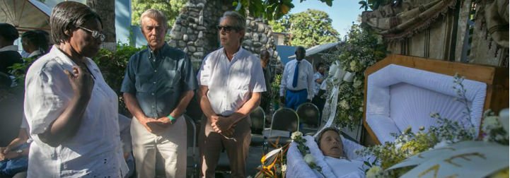 Centenares de haitianos despiden a Isa Sol&aacute; en Puerto Pr&iacute;ncipe