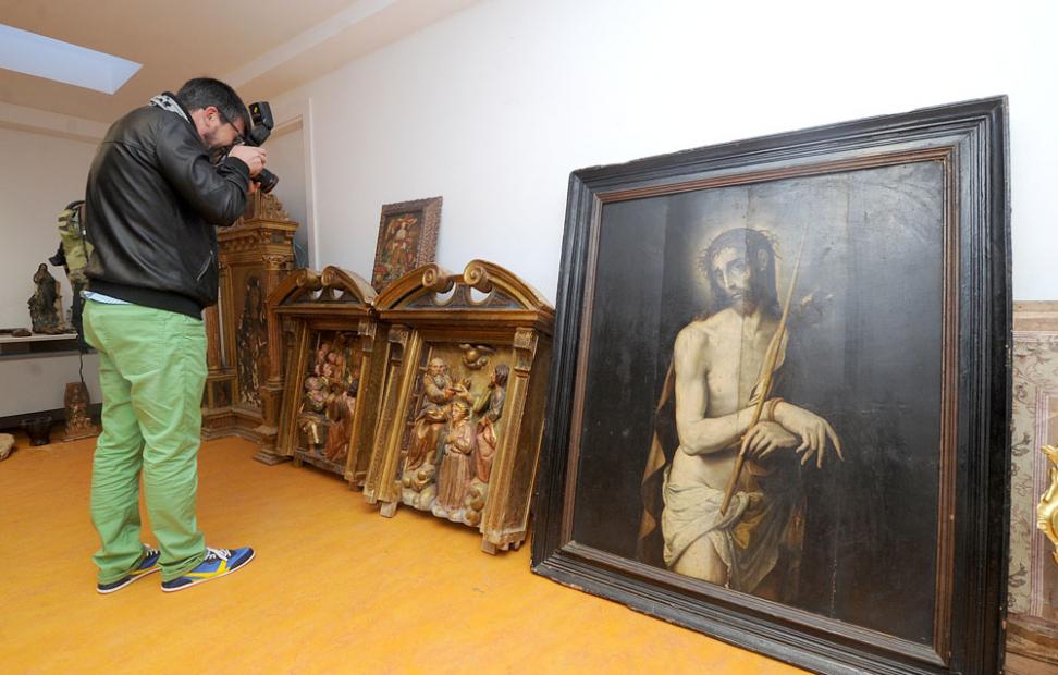 Desarticulada una banda que vendía arte religioso robado