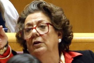 El Mundo entierra a Rita Barber&aacute;: "Aunque para su verg&uuml;enza se quede el esca&ntilde;o, debe ser un s&iacute;mbolo del final del caciquismo"