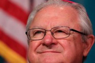 Jos&eacute; Mar&iacute;a Castillo: "Cuando un cl&eacute;rigo es cesado, &iquest;por qu&eacute; no cesa de verdad?"