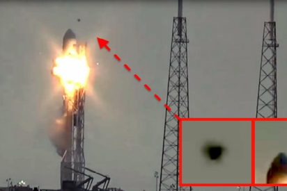 El OVNI derrib&oacute; con un l&aacute;ser el cohete Falcon 9 SpaceX de Facebook