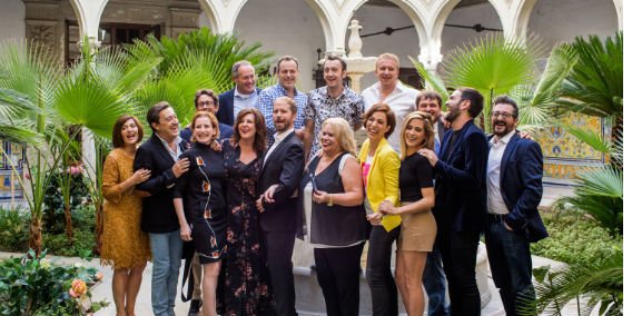 Elenco de la tercera temporada de 'All&iacute; abajo' (A3).
