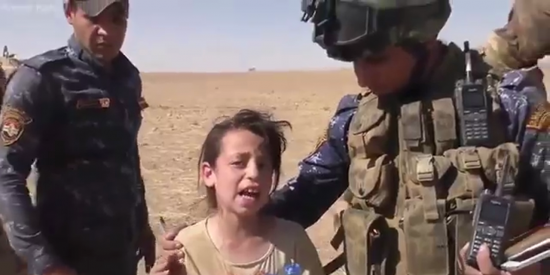 La ni&ntilde;a de 10 a&ntilde;os salvada de las garras del ISIS: "Pensaba que nunca ibais a venir"