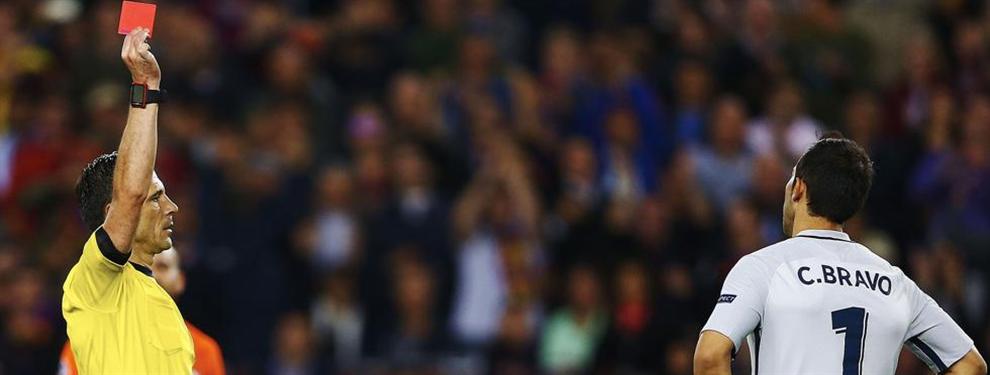 En Inglaterra llaman "payaso" a Claudio Bravo y recuerdan a Hart