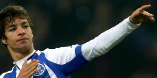 Inaudito: Óliver Torres puede condenar... ¡al entrenador del Dortmund!