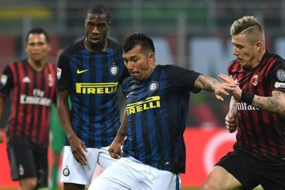 El Milan asalta el vestuario de un equipo de Primera Divisi&oacute;n