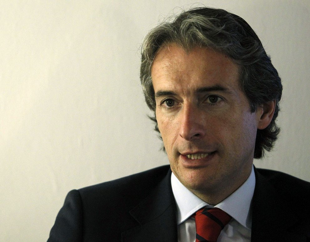 &Iacute;&ntilde;igo de la Serna: Fomento retrasa a 2020 la entrada de operadores privados que rompan el monopolio de Renfe