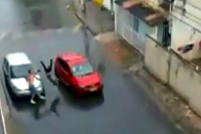 As&iacute; mata el ni&ntilde;o mimado a su madre en un arranque de furia