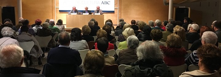 Castillo: "La gran preocupaci&oacute;n de Jes&uacute;s no era si la gente pecaba m&aacute;s o menos, sino si ten&iacute;a hambre o estaba enferma"