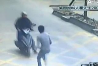 El ratero roba su iPhone a un maestro de kung-fu y acaba marcado y por los suelos