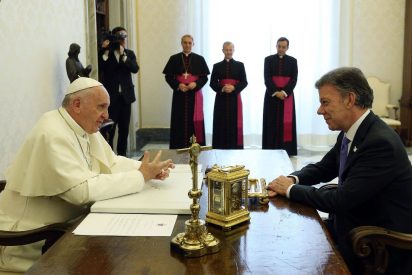 El presidente Santos agradece al Papa su petición de paz para Colombia