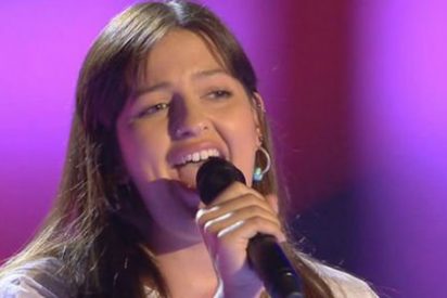 &iexcl;Susto en 'La Voz'!: A una concursante "se le va la olla" en plena actuaci&oacute;n