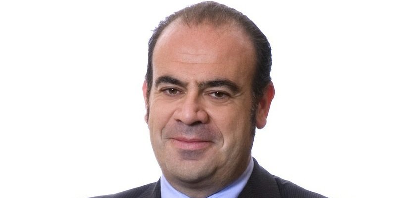 Gabriel Escarrer Jaume: El fundador de Meli&aacute; Hoteles cede las funciones ejecutivas a su hijo