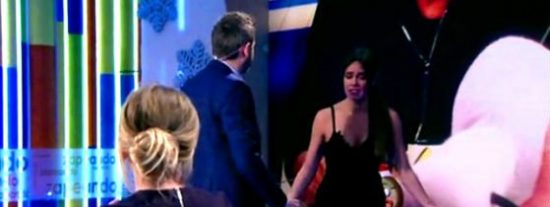 Cabreo sin precedentes de Cristina Pedroche en directo: "&iexcl;Joder! &iexcl;Iros a la mierda!"