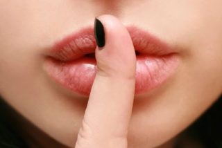 [V&Iacute;DEO] Las 10 cosas m&aacute;s retorcidas que algunas salidas se han metido en el 'chcichi' este 2016