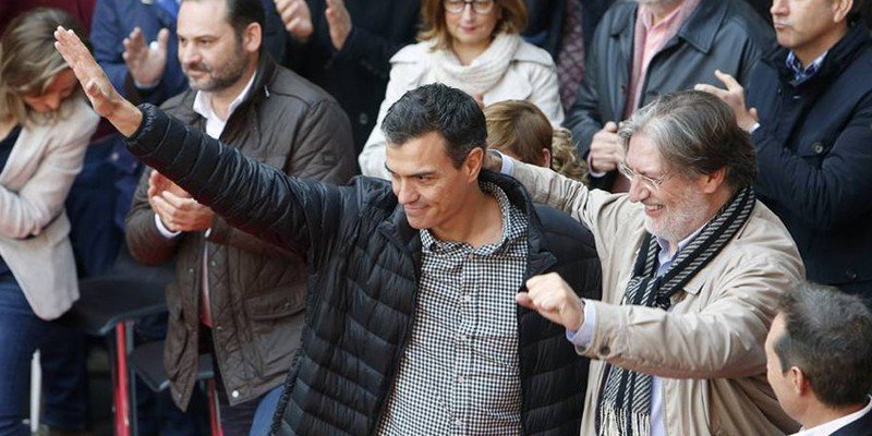 Patinazo de novato: Pedro S&aacute;nchez provoca a Susana en su tierra y sale escaldado