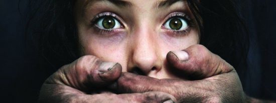 Un juez del Supremo atribuye la violencia machista a que los hombres son m&aacute;s fuertes que las mujeres