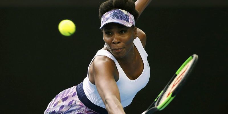 Un comentarista de ESPN compara a la tenista Venus Williams con un gorila y lo fumigan