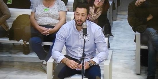 El rapero bocazas imputado por injuriar al Rey reitera en la Audiencia que Pablo Iglesias le encarg&oacute; la canci&oacute;n ofensiva