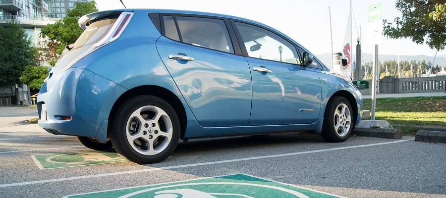 Los h&iacute;bridos y el&eacute;ctricos empiezan bien el a&ntilde;o